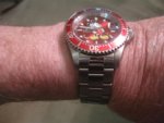 INVICTA.PRO.DIVER.MICKEY.MOUSE.RED.DIAL_004.jpg